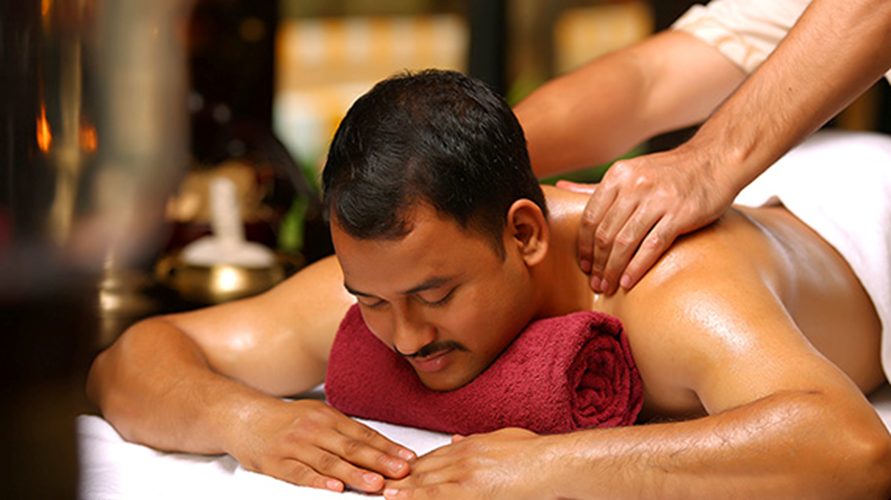 Abhyanga: Ayurvedic Oil Massage for Full-Body Rejuvenation